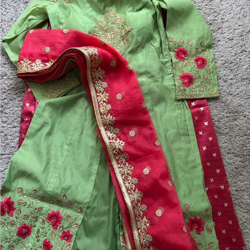 Gorgeous Indian Three Set